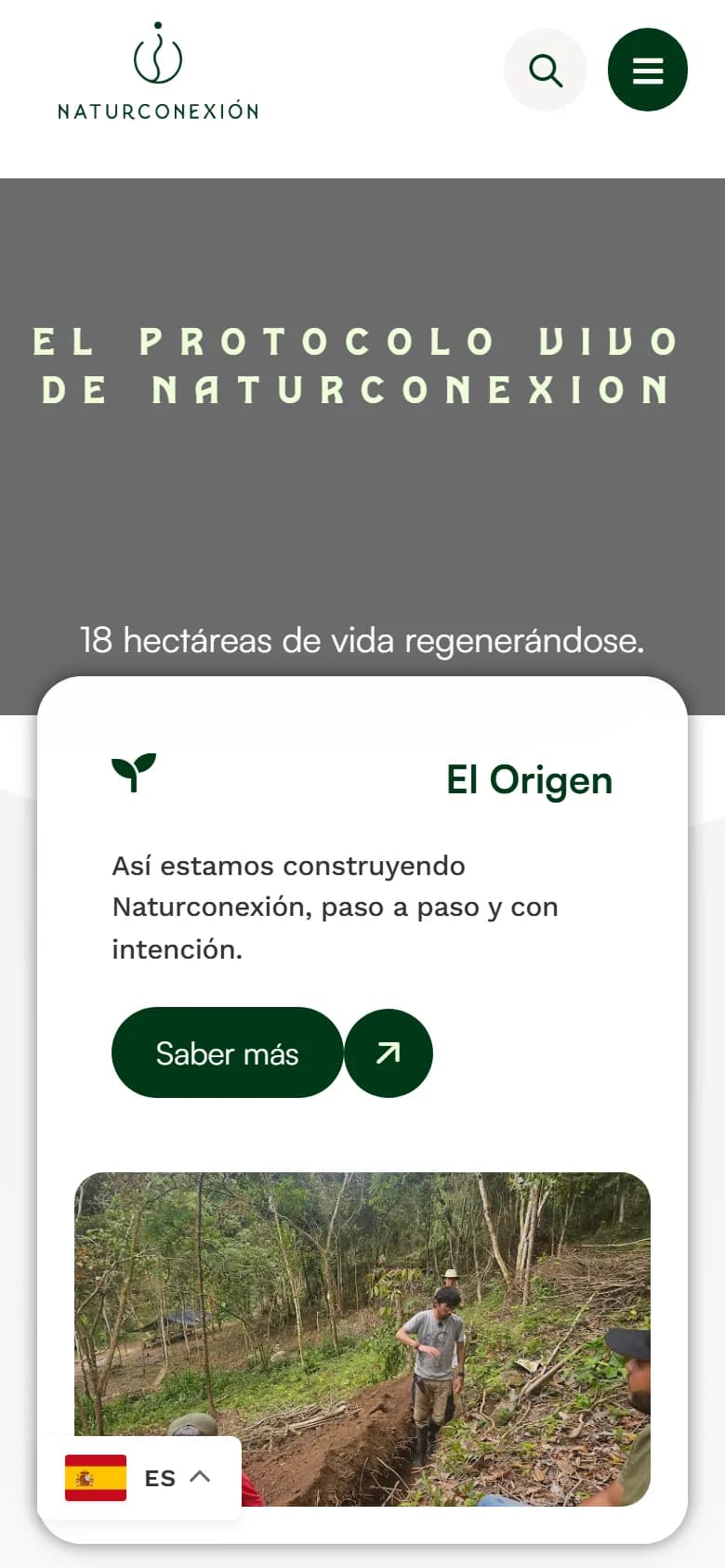 The Naturconexión website on a phone.